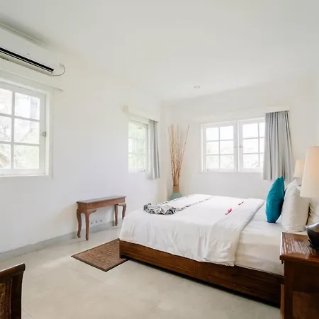 Umalas Suites Seminyak  Exterior photo