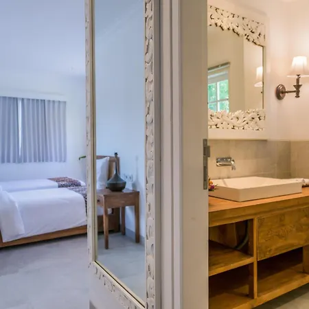 Umalas Suites Seminyak  Exterior photo