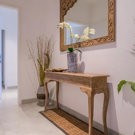 Umalas Suites Seminyak  Exterior photo